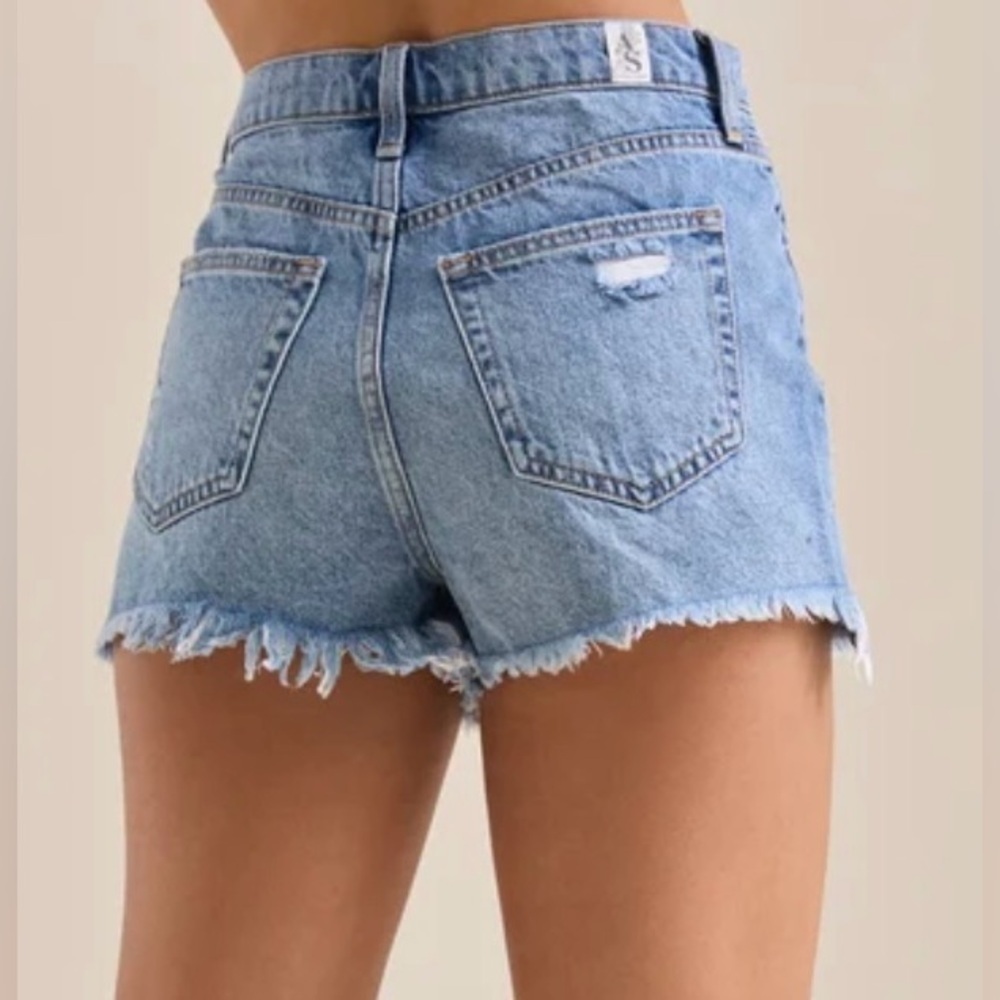 Anthropologie Morgan Distressed Denim Shorts Large - Picture 3 of 11